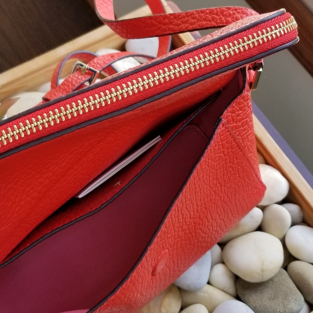 💥SOLD💥 Kate Spade Carter Street Berrin Crossbody - Picture 3 of 8